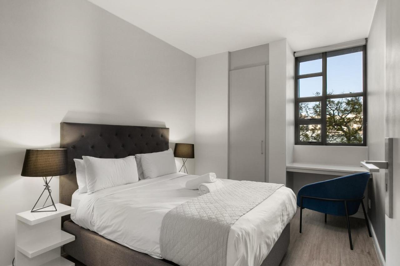 Easy Stay - The Median Rosebank Johannesburg Exterior photo