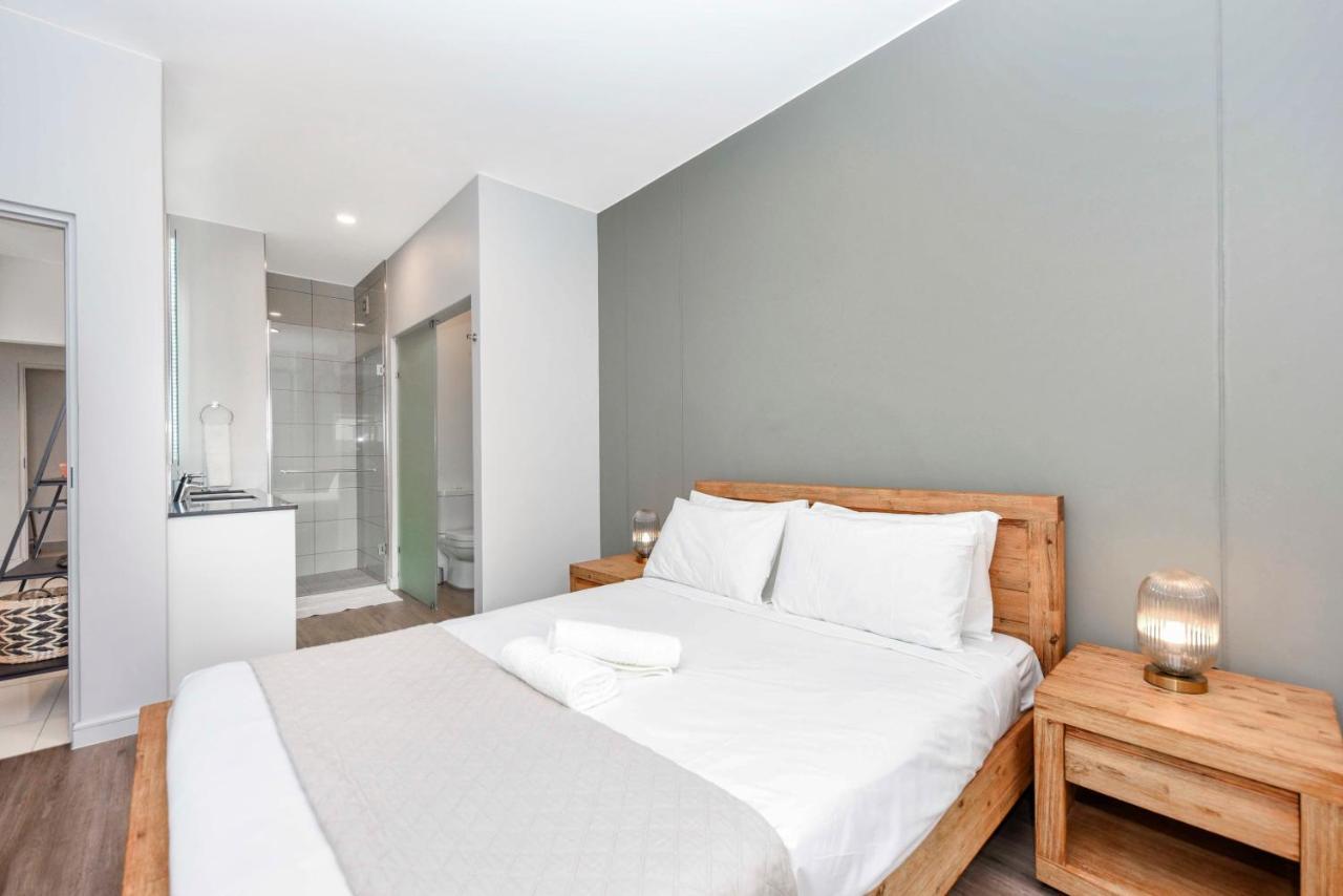 Easy Stay - The Median Rosebank Johannesburg Exterior photo