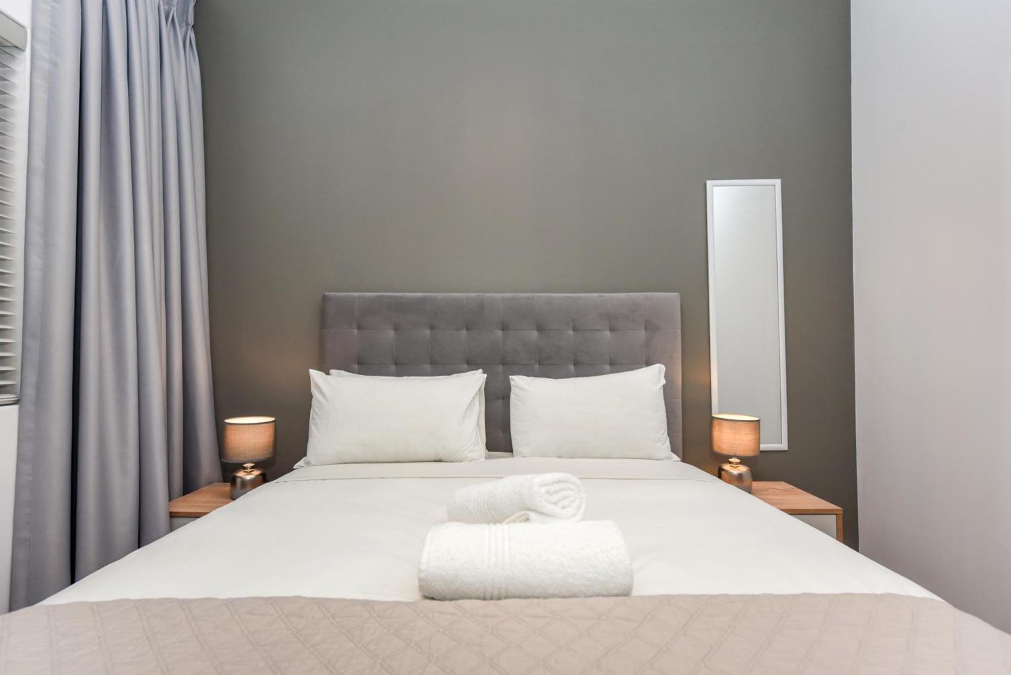 Easy Stay - The Median Rosebank Johannesburg Exterior photo