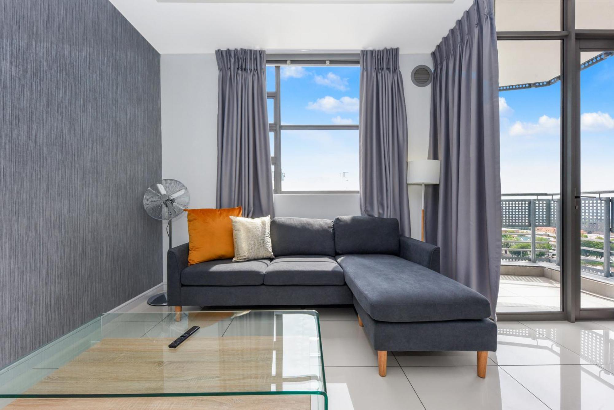 Easy Stay - The Median Rosebank Johannesburg Exterior photo